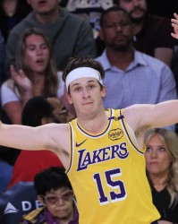 里夫斯：脚趾现在感觉很棒 只要我穿上球衣就必须表现得更好