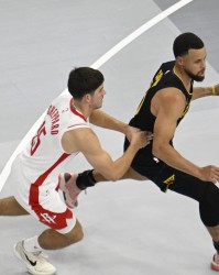 谢泼德外号“可卡因库里”？克莱：太离谱 没人能和库里相提并论