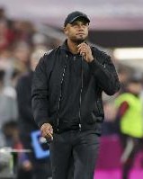 开云体育平台-孔帕尼：下半场我们创造了很多机会，但也错失了很多1对1机会