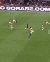 开云体育下载-神了！姆希塔良禁区内爆射，又被迈尼昂扑出