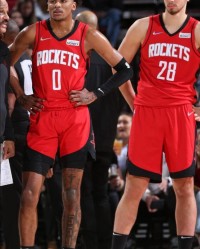 See You Again！杰伦-格林INS晒与火箭队友合照告别