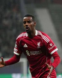 利物浦天价神枪伤愈归来，欧冠死磕大巴黎有戏了？|伊萨克|巴黎圣日耳曼|体育赛事讨论|伊萨克-苏克塞斯|俄克拉荷马雷霆队_新浪体育_新浪新闻