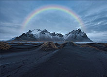 开云电脑版-够嗨！美媒晒出詹姆斯与说唱歌手E-40即兴说唱互动的视频