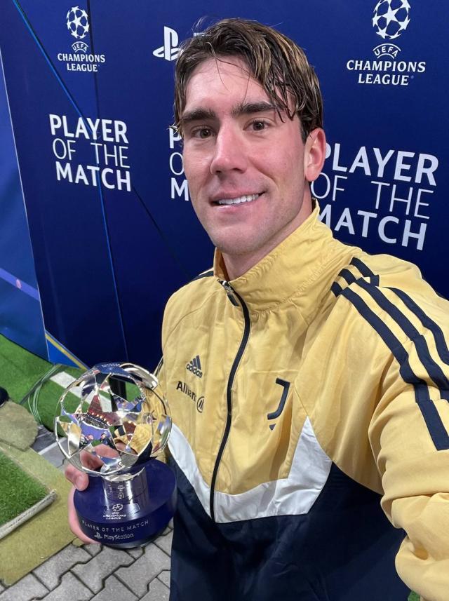 1727913868194033539.jpg GY6jSE6W4AE3Itb.jpg